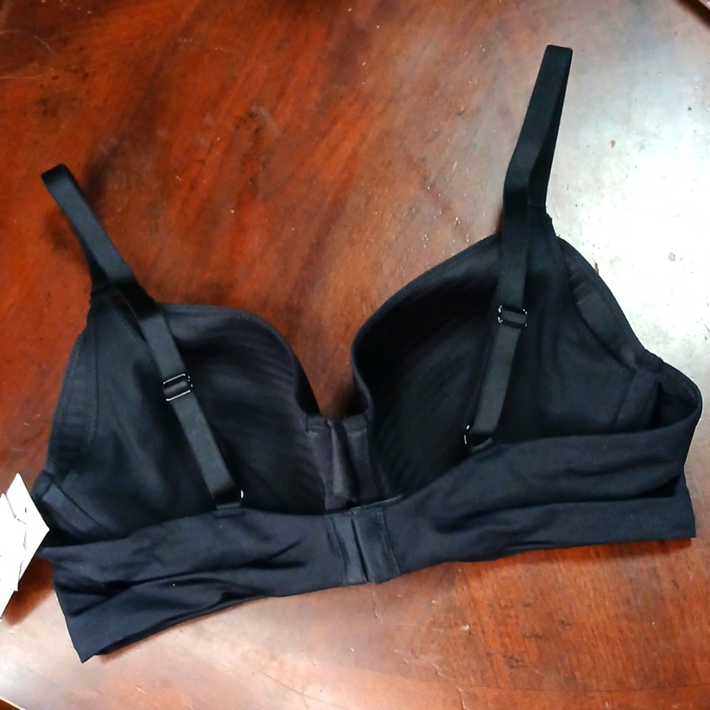 2 Auden Nursing Bras..36C - Picture 4 of 5